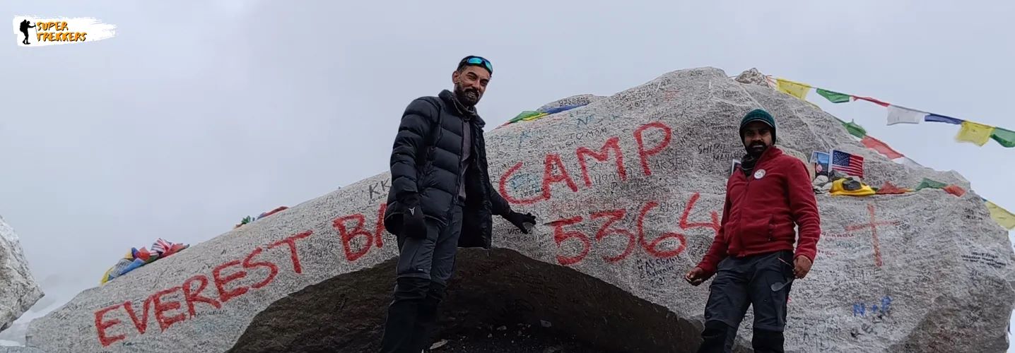 Everest Base Camp Trek - Group at EBC