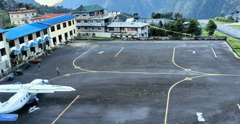 Everest Base Camp Luklla Airport