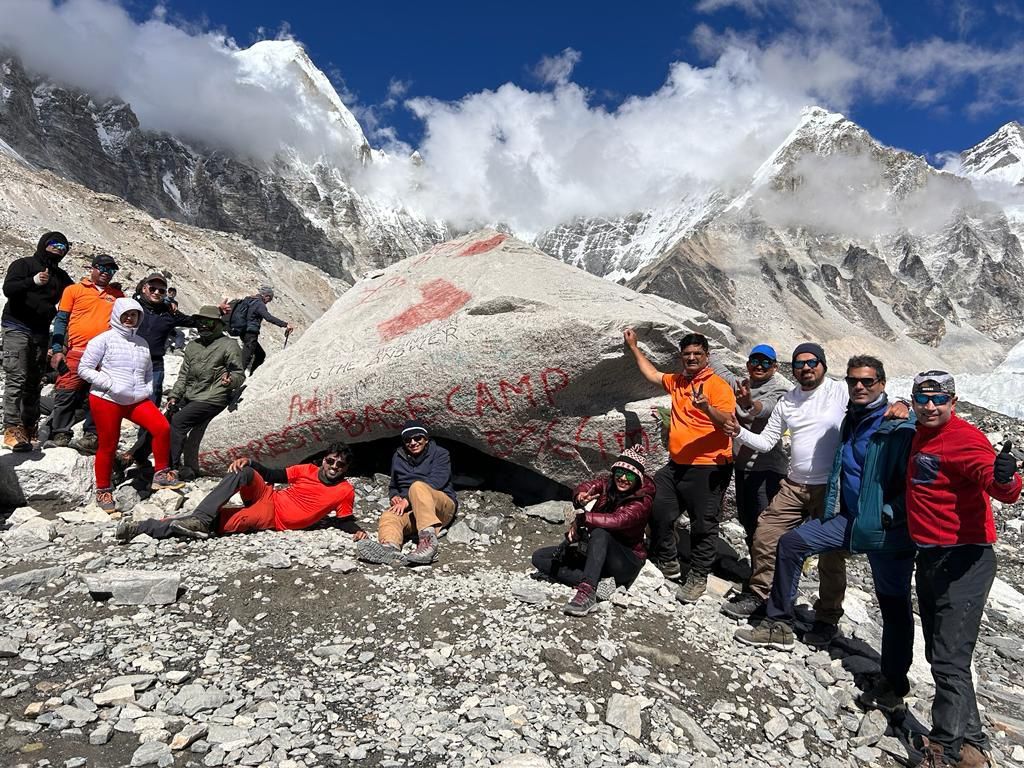 Super Trekkers Group Everest base camp