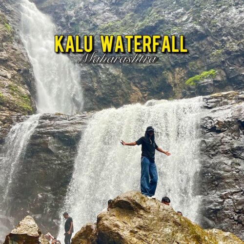 Close-up of the Kalu Waterfall