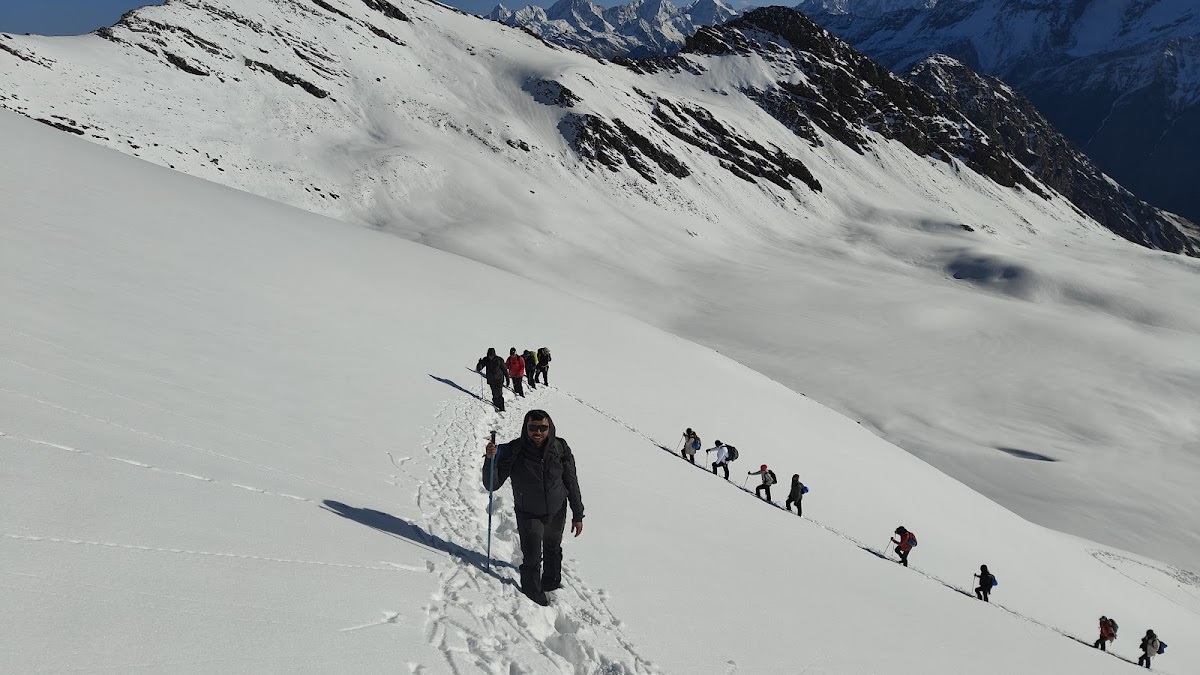 bali-pass-trek-difficulty-snow-crossing