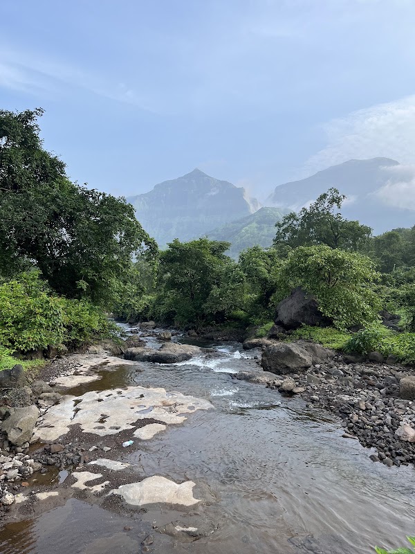 Panoramic view of the pristine green God Valley near Kalu Waterfall
