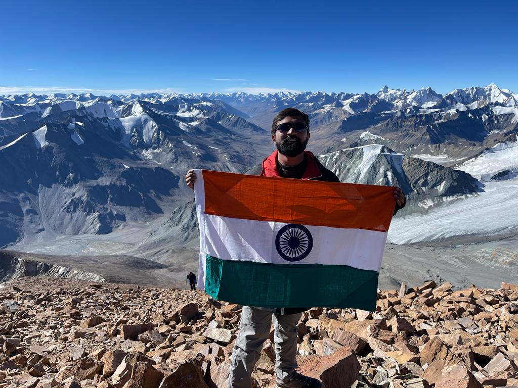 yunam peak summit view